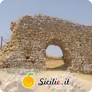 Aidone - Mura di Morgantina