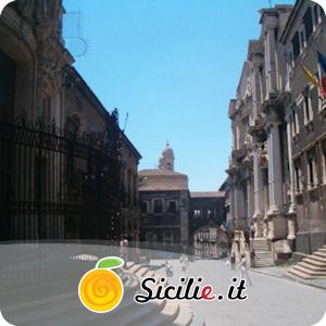 Catania - Via dei Crociferi