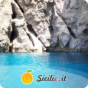 Marettimo - Grotta del Presepe