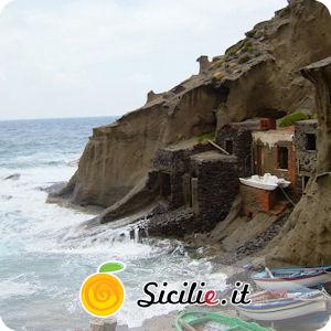 Salina - Pollara Antico Borgo di Pescatori