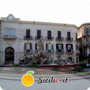 Siracusa - Fontana di Artemide