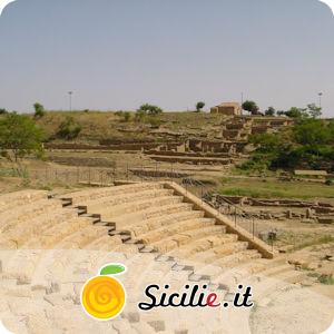 Aidone - Teatro Greco di Morgantina.jpg