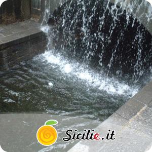 Catania - Amenano.jpg