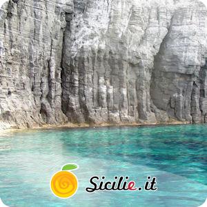 Filicudi - Colonne Basaltiche.jpg