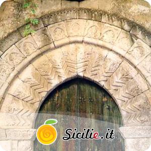 Modica - Palazzo De Leva.jpg