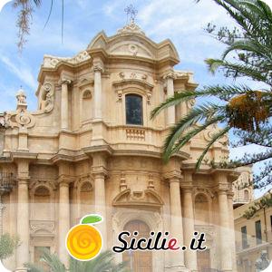 Noto - Chiesa di San Domenico.jpg