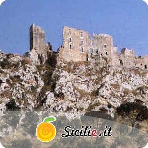 Pietraperzia - Castello di Pietraperzia.jpg