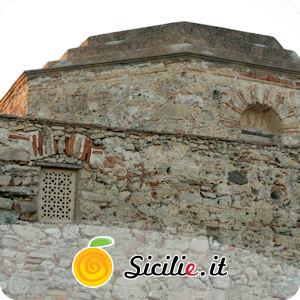 Rometta - Chiesa Bizantina.jpg