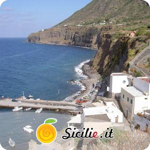 Salina - Porto di Malfa.jpg