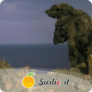 Vulcano - Valle dei Mostri.jpg